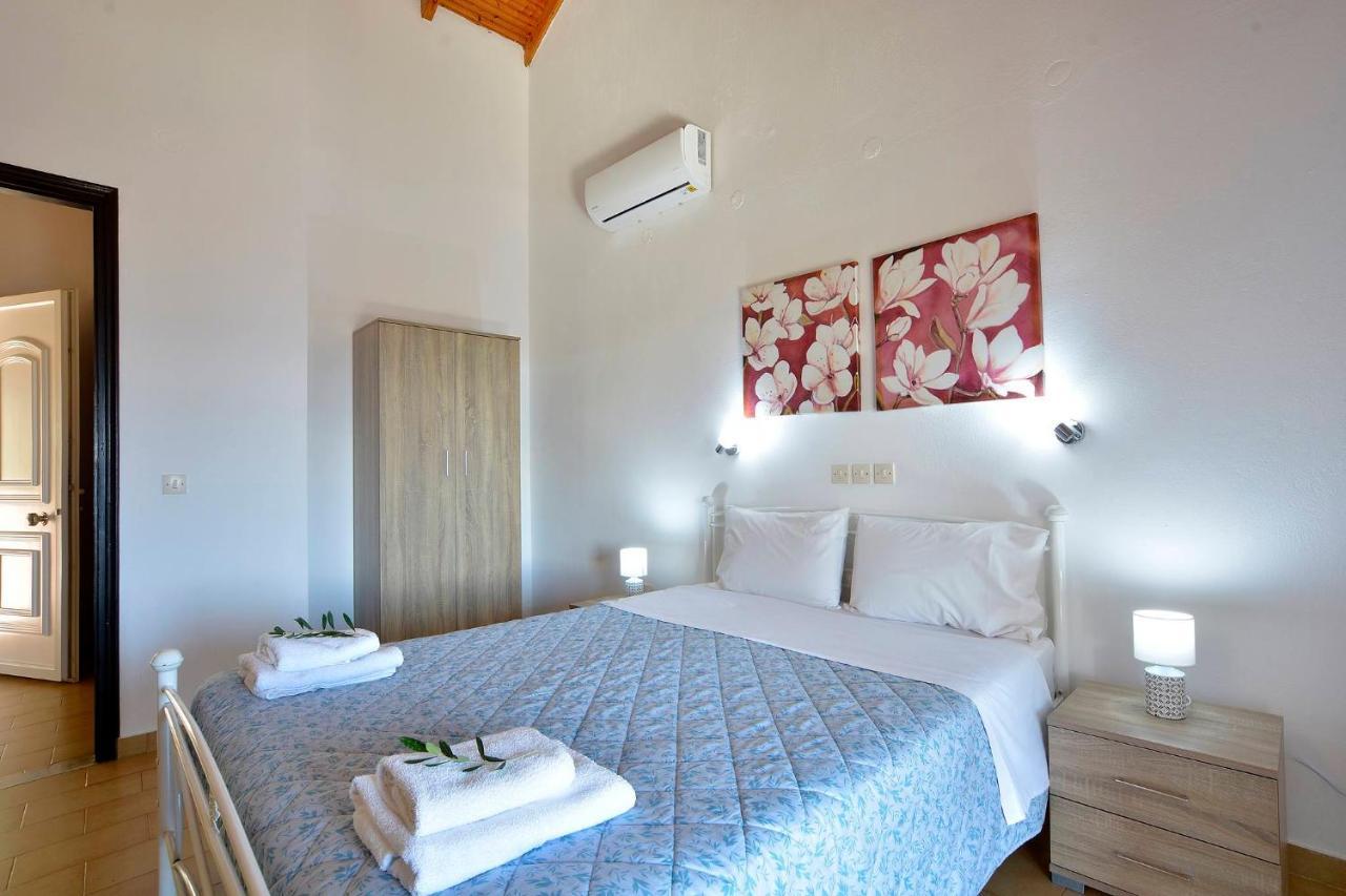 Renata Rooms & Studios Barbati Exterior photo